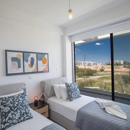 Royal Pearl Villas Βίλα Πρωταράς
