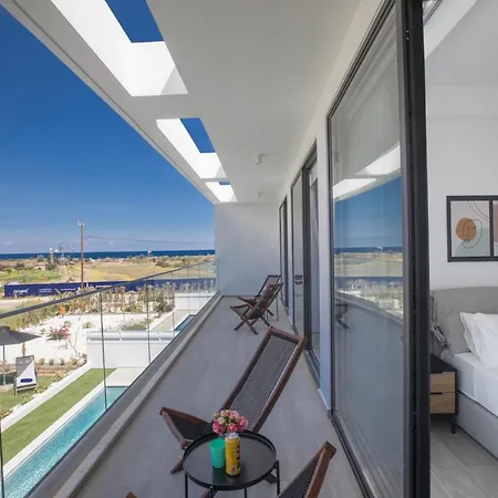 Royal Pearl Villas Πρωταράς