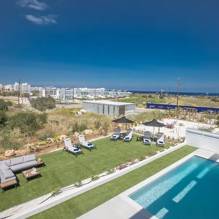 Royal Pearl Villas Βίλα